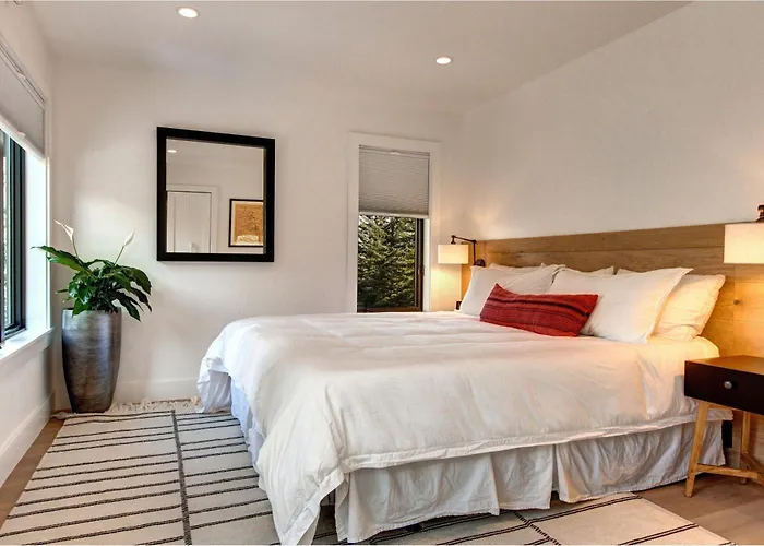 Abode At Rendezvous Holiday home